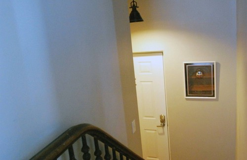 Covington House | Walk to Bengals and Reds and downtown Cincy. Easy Drive to Ark, walk to eat.