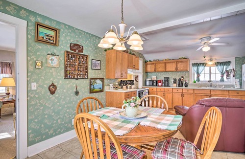 Mayville Cottage | Walk to Chautauqua Lake: Mayville Getaway!