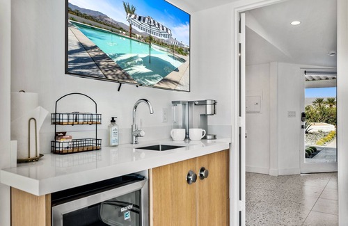 Desert River Estates House | Walk to Coachella! Sleeps 16+, Mountain views - with pool & spa, Private 2-acres