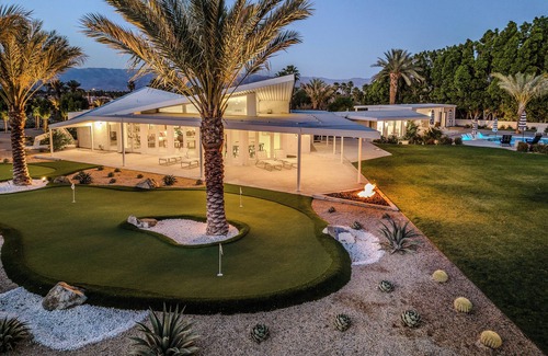 Desert River Estates House | Walk to Coachella! Sleeps 16+, Mountain views - with pool & spa, Private 2-acres