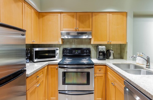 Whistler Creekside Condo | Walk to Creekside Gondola – Cozy 1BR Condo w/Patio, Pool & Hot Tub Access