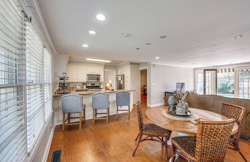 Hahira House | Walk to Dtwn Hahira: Inviting Home w/Pool & Yard!