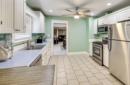 Puyallup House | Walk to Eats & Events! Downtown Puyallup Home