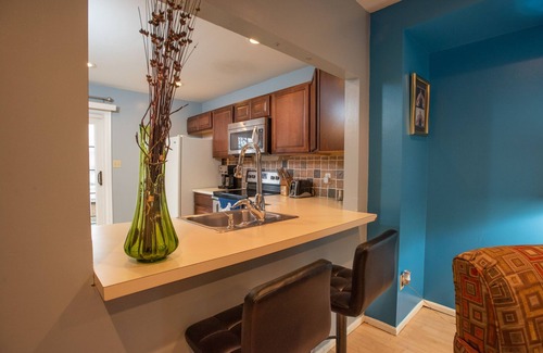 Harrisburg - Hershey House | Walk To Everything In Downtown Harrisburg - 5 min to Farm Show - Private Parking