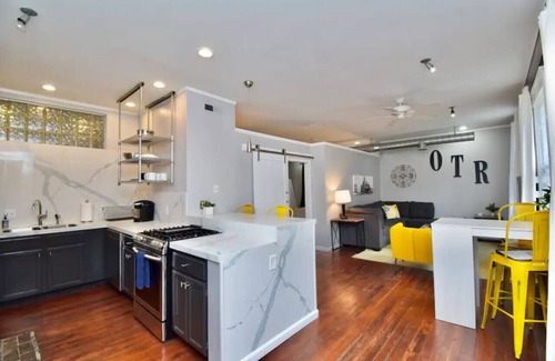 Over-the-Rhine Condo | Walk to Everything | Sports, Food, Music, Downtown