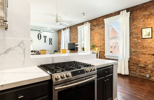 Over-the-Rhine Condo | Walk to Everything | Sports, Food, Music, Downtown