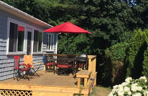 Gloucester House | ~Walk to Good Harbor Beach: Adorable 4 bedroom/2 bath Dog Friendly~AC-Summer fun