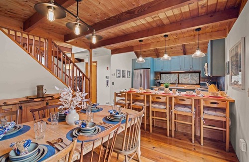 Truro House | Walk to Great Hollow Beach!