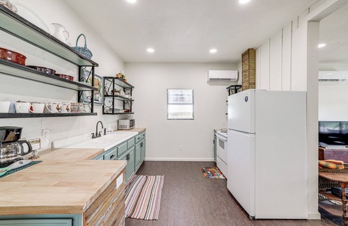 Jacksboro House | Walk to Historic Square: Jacksboro Home w/Yard