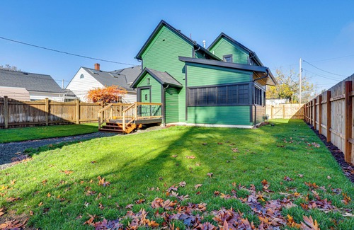 Independence Cottage | Walk to Independence Theatre: Dtwn Retreat!