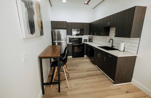 Downtown Wichita House | Walk To Intrust Arena - Modern Boxcar experience!