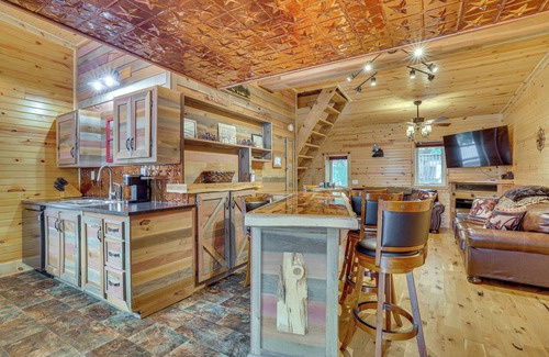 Pepin Apartment | Walk to Lake & Dining: Couple’s Cottage in Pepin