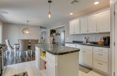 Wallenpaupauk Lake Estates House | Walk to Lake Wallenpaupack: Poconos Vacation Home