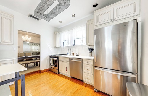 Idlewyld House | Walk to Las Olas! Old Florida Oasis w/Hot Tub