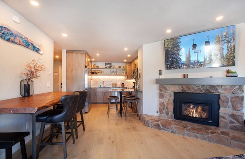 Warrior's Mark Condo | Walk to Lifts & Main St | Hot Tub