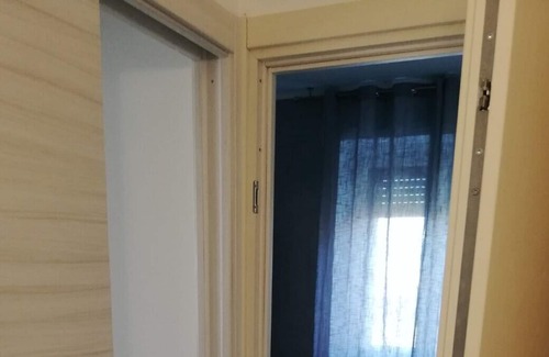 Novegro Apartment | Walk to Linate airport with soundproofed room - close to H San Raffaele