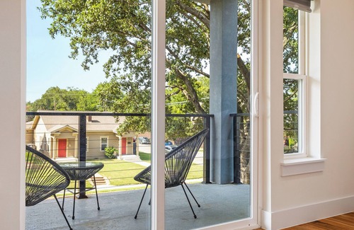 Lower Greenville House | Walk to Lower Greenville+Perfect Escape for Groups