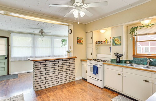 Medina Apartment | Walk to Medina Public Square: 1880 Historic Home