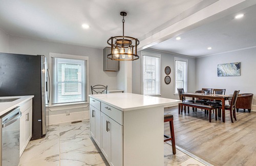 Macon House | Walk to Mercer University: Home w/Yard in Macon!
