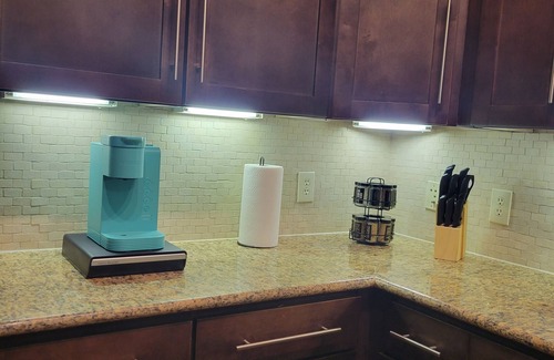 Astrodome Apartment | Walk to NRG | Drive to Med Center, 2 bed/2bath w/Courtyard View - King Beds