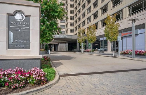 Hudson Exchange Apartment | Walk to NY Waterway 2 V BR | Newport | Near PATH
