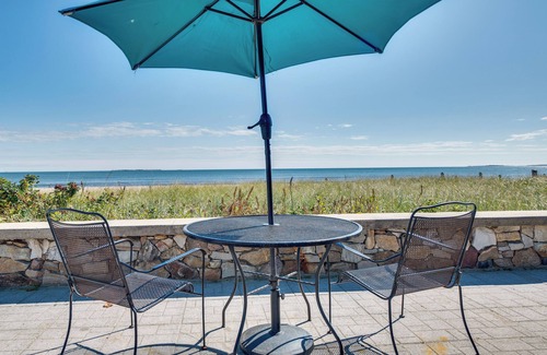 Old Orchard Beach Condo | Walk to Ocean & Pier: Prime OOB Condo!