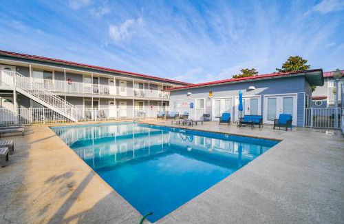 Biloxi Apartment | Walk to Ocean and Restaurants Biloxi Getaway!