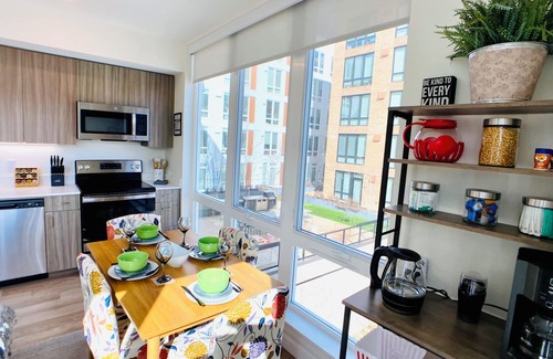 East Central Apartment | Walk To River Front Park & Convention Center +Free Assigned Parking