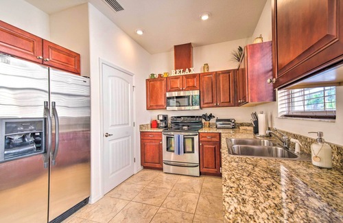 Homosassa Condo | Walk to River: Snowbird's Paradise in Homosassa