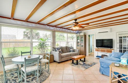 Ormond Beach Plaza House | Walk to Shore and Pier Family Home in Ormond Beach