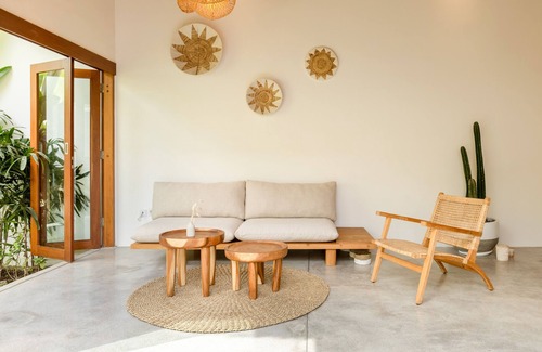 Cemagi Villa | Walk to the beach of Pantai Seseh from this Luxury Private Villa