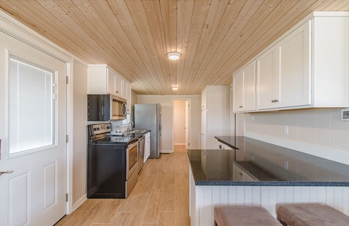 Surf Side Shores House | Walk to the beach! Pet friendly cottage/beach on Fort Morgan Peninsula.