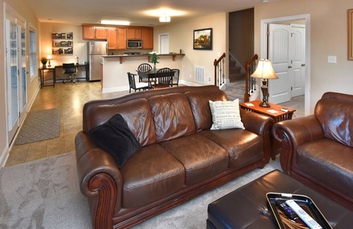 Durham Apartment | Walk to the Eno River - Private & Secure Large One Bedroom Apartment in N Durham