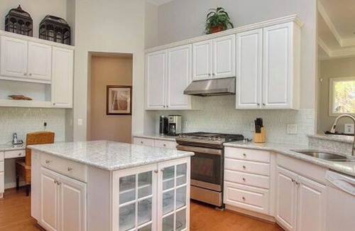 Heritage Woods House | Walk to the beach Private pool spa Dog friendly!