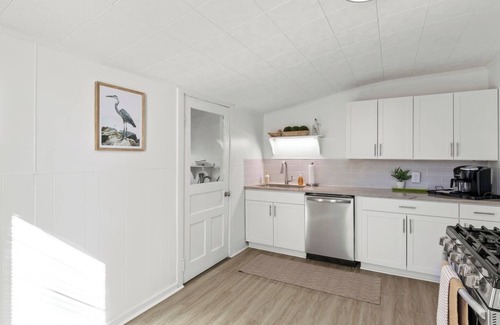 Canandaigua Apartment | Walk to town and Canandaigua Lake | Finger Lakes