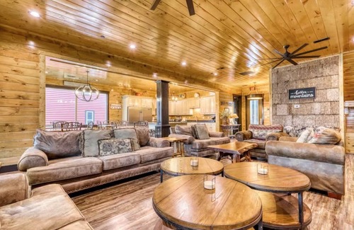 Gatlinburg Cabin | Walk to Town Gatlinburg-Sleeps 60! Hot Tub, Pool Access, Game & Theater Room
