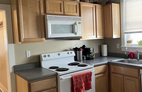 Saint Joseph House | Walk to town & Silver Beach, All fall available.
