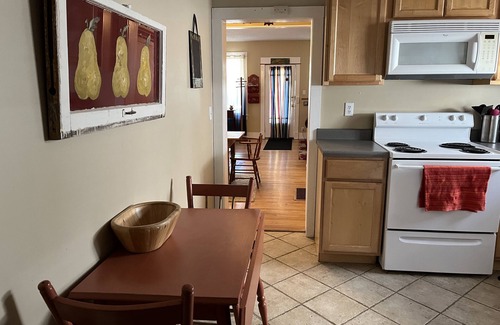 Saint Joseph House | Walk to town & Silver Beach, All fall available.