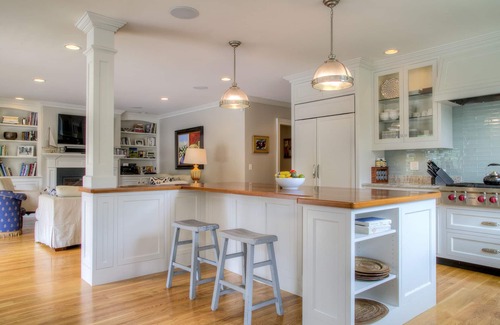 Bellevue Avenue Historic District House | Walk to trendy Downtown, Cliff Walk, Tennis Hall of Fame, Bellevue Avenue