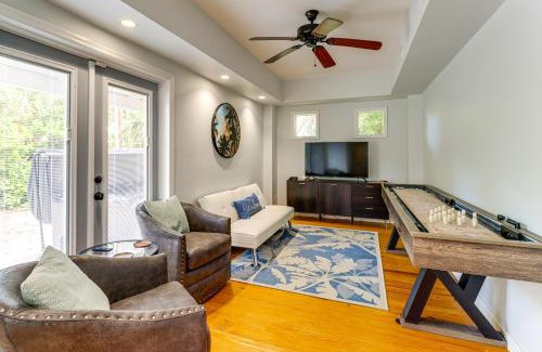 Summerplace House | Walk to Wabasso Beach Home with Hot Tub and Bikes