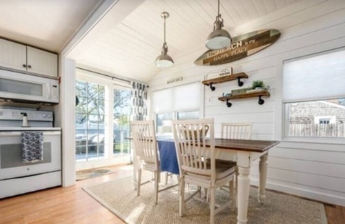 West Dennis House | Walk to West Dennis Beach, All New, Central AC, Very Clean, All Amenities/Linens