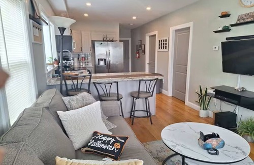 Salem Apartment | Walk to Witch Trials, Museums & More—Charming 2BR in the Heart of Salem, MA