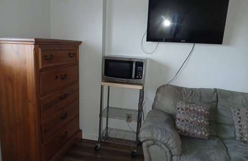 Old North Columbus Apartment | Walk to your game or concert!