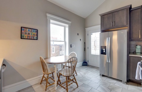 Benton Park Apartment | Walkable Area: Spacious Apt in Dtwn St Louis