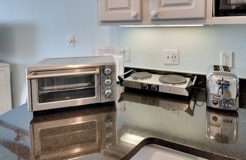 Rosemary Beach Apartment | Walkable Condo w/View Btwn Rosemary & Alys Beach!