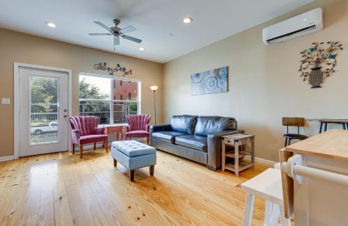 Central Business District Apartment | Walkable Downtown Apt with Game Room!