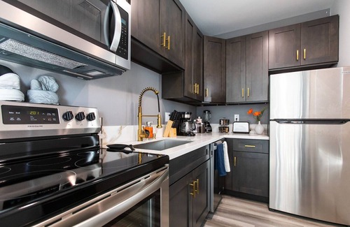 Mission Valley Apartment | Walkable - Restaurants - Large Patio - A/C