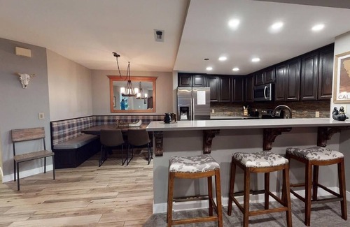 Mammoth Lakes Condo | Walkable to Canyon Lodge! Silver Bear 23