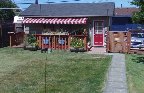 Port Angeles House | Walking Distance to Downtown shopping, food, Ferry, and gateway to the Olympi