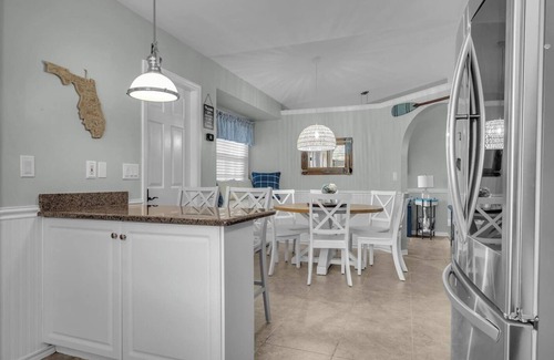 Bonita Springs Villa | Walking Distance to Sugarshack, Ice Cream & Coffee Heated Pool in Bonita Springs